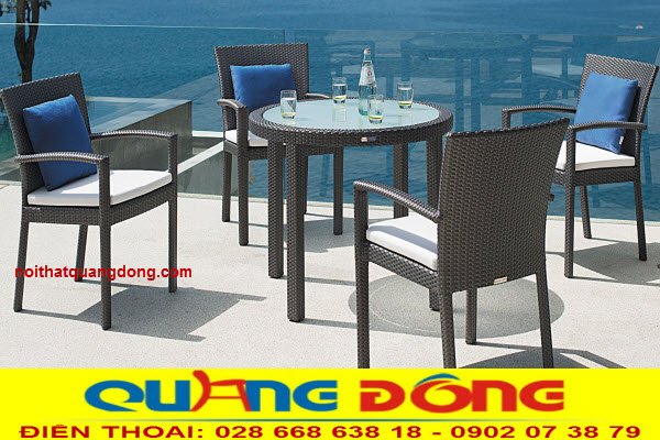 Lý do ghế mây nhựa bền khi với không gian ngoài trời