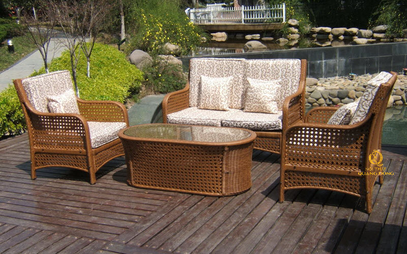 Mẫu Sofa mây nhựa dành cho biệt thự sân vườn.