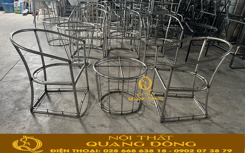 Bàn ghế giả mây QD-343 sử dụng khung sườn bằng nhôm sơn tĩnh điện