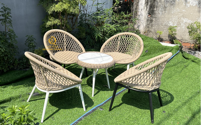 Bàn ghế giả mây QD-2109 có tính ứng dụng cao, bền bỉ ngay cả không gian ngoài trời