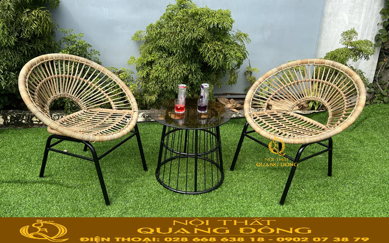 Bàn ghế giả mây QD-2083 với thiết kế ghế hình nón mới lạ
