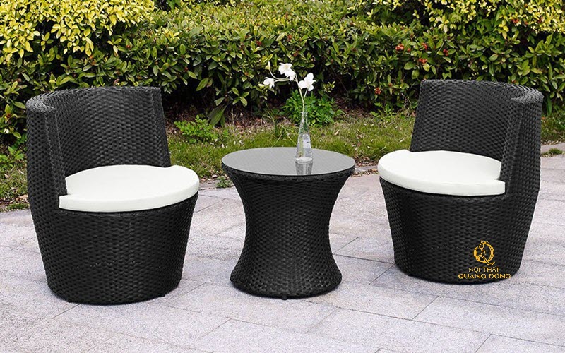 Chất liệu khung nhôm nhẹ, dễ di chuyển, chống gỉ sét gần như tuyệt đối