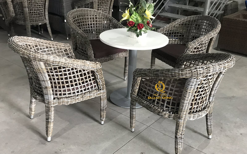 Các kiểu đan giả mây phổ biến trong bàn ghế giả mây