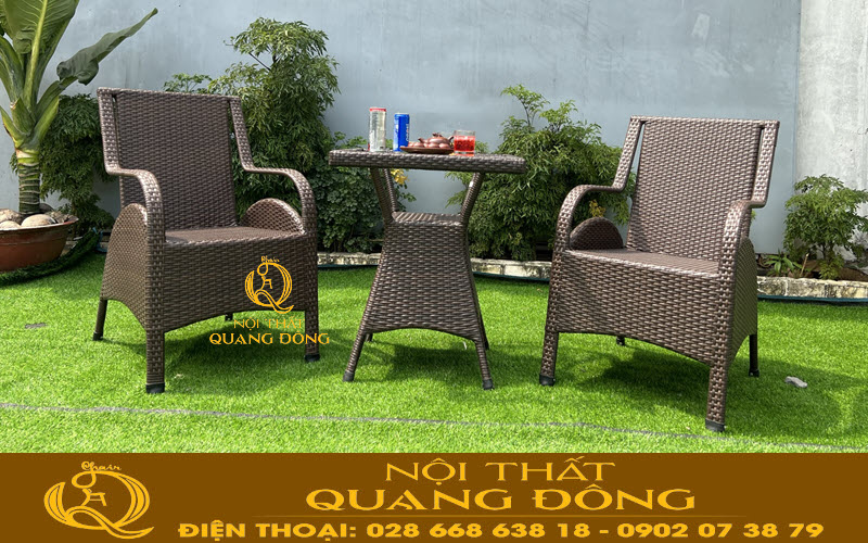 Sơn tĩnh điện quan trọng với khung bàn ghế giả mây