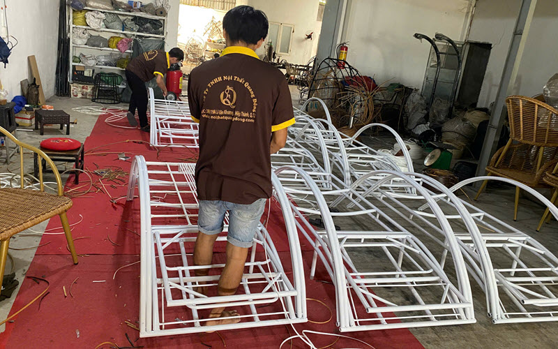 Ghế tắm nắng sử dụng sợi mây nhựa PE an toàn và độ bền cao