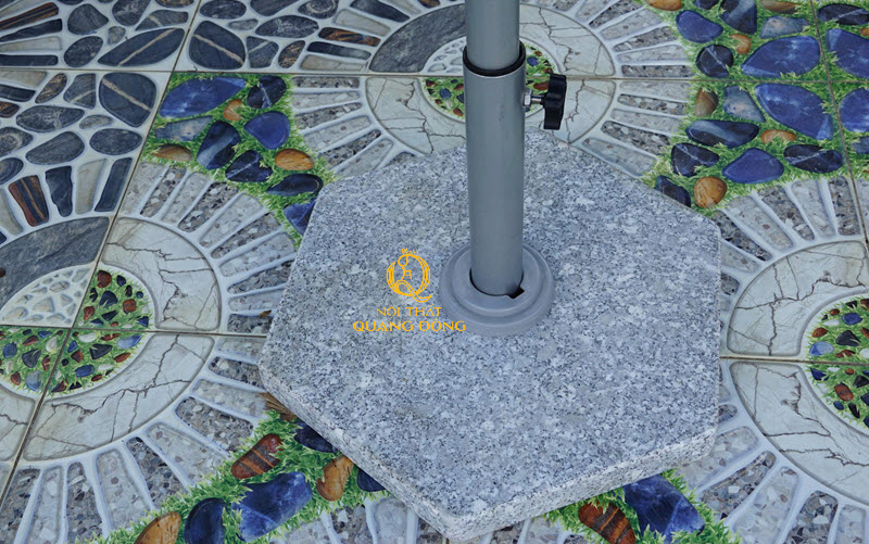 Tấm đá lục giác của dù đúng tâm tròn 4m