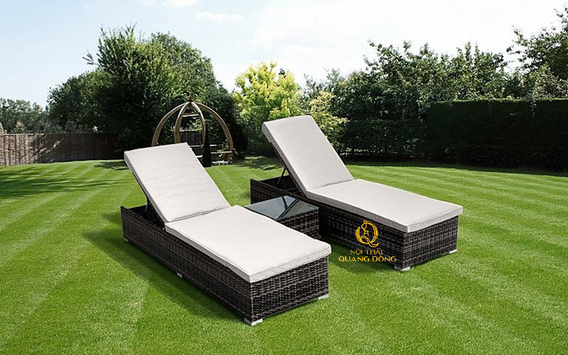 Ghế hồ bơi mây nhựa đan bằng sợi mây nhựa dẹp 7ly