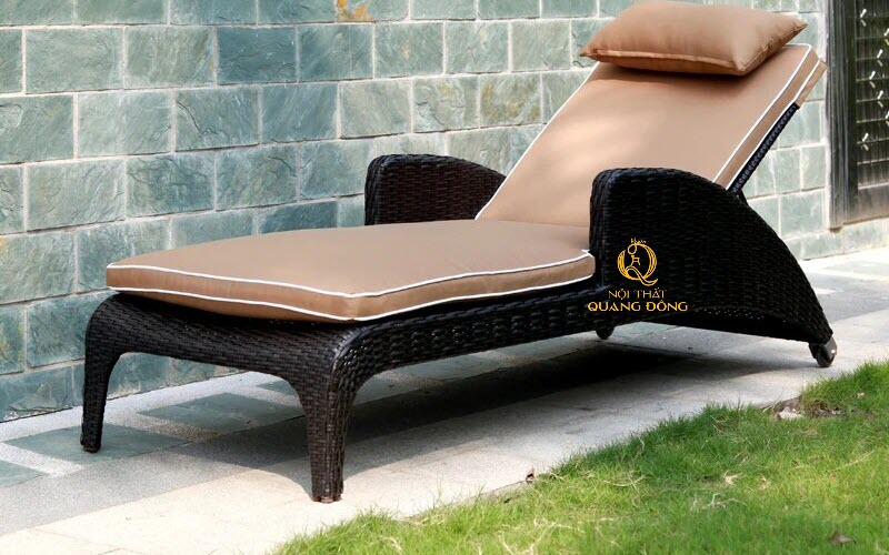 Sự khác biệt giữa ghế hồ bơi và giường tắm nắng