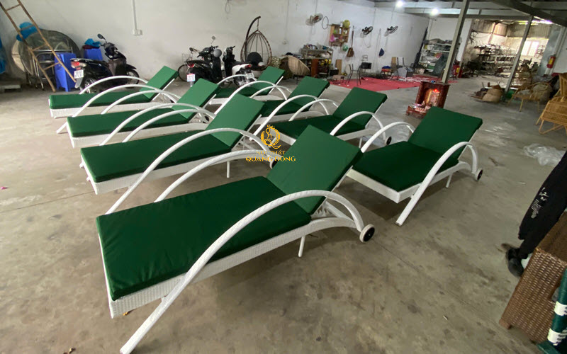 Ghế tắm nắng hồ bơi QD-1280 thiết kế tinh tế