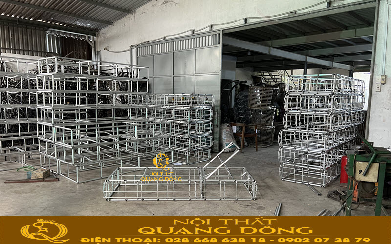Chất liệu nhôm có trọng lượng nhẹ, chống oxy hóa tốt