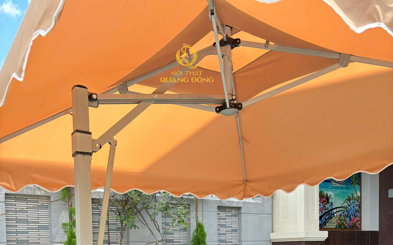 Dù lệch tâm vuông 2.5 mét có rèm có độ che phủ lớn