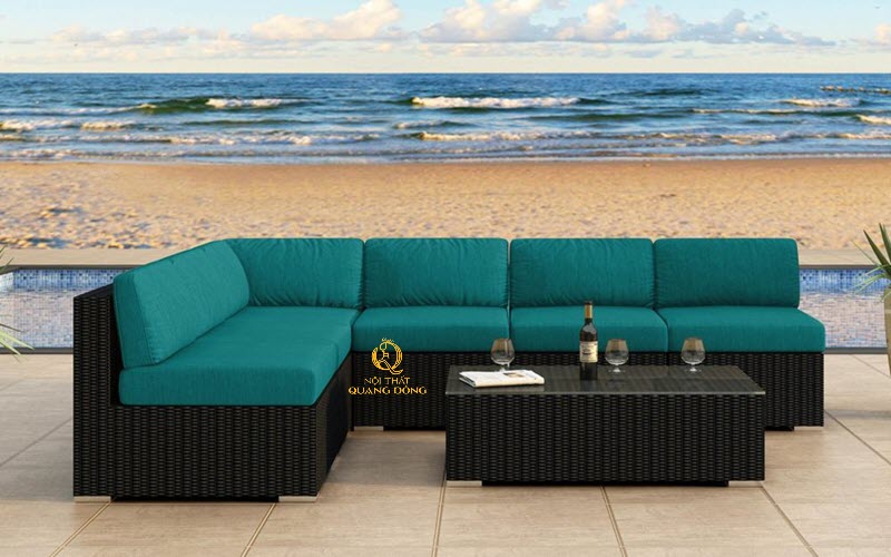 Sofa nhựa mây được đan thủ công tỉ mỉ, chắc chắn