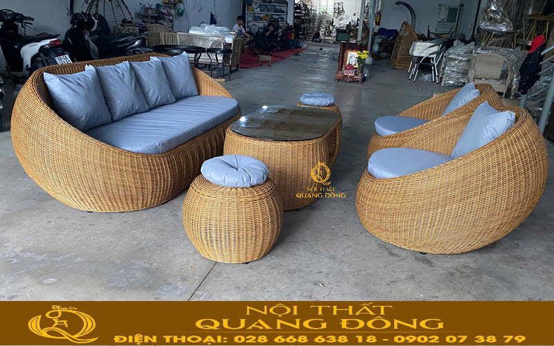 Sofa nhựa mây thiết kế dáng trứng hiện đại, tạo dấu ấn nổi bật